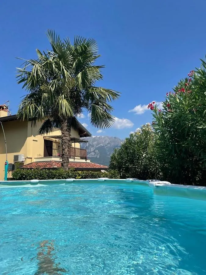 ヴァルマドレーラ Relais Garden Lecco Bed & Breakfast